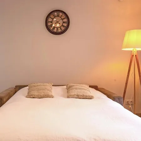 Appartement Bright Studio Located In The Center Of